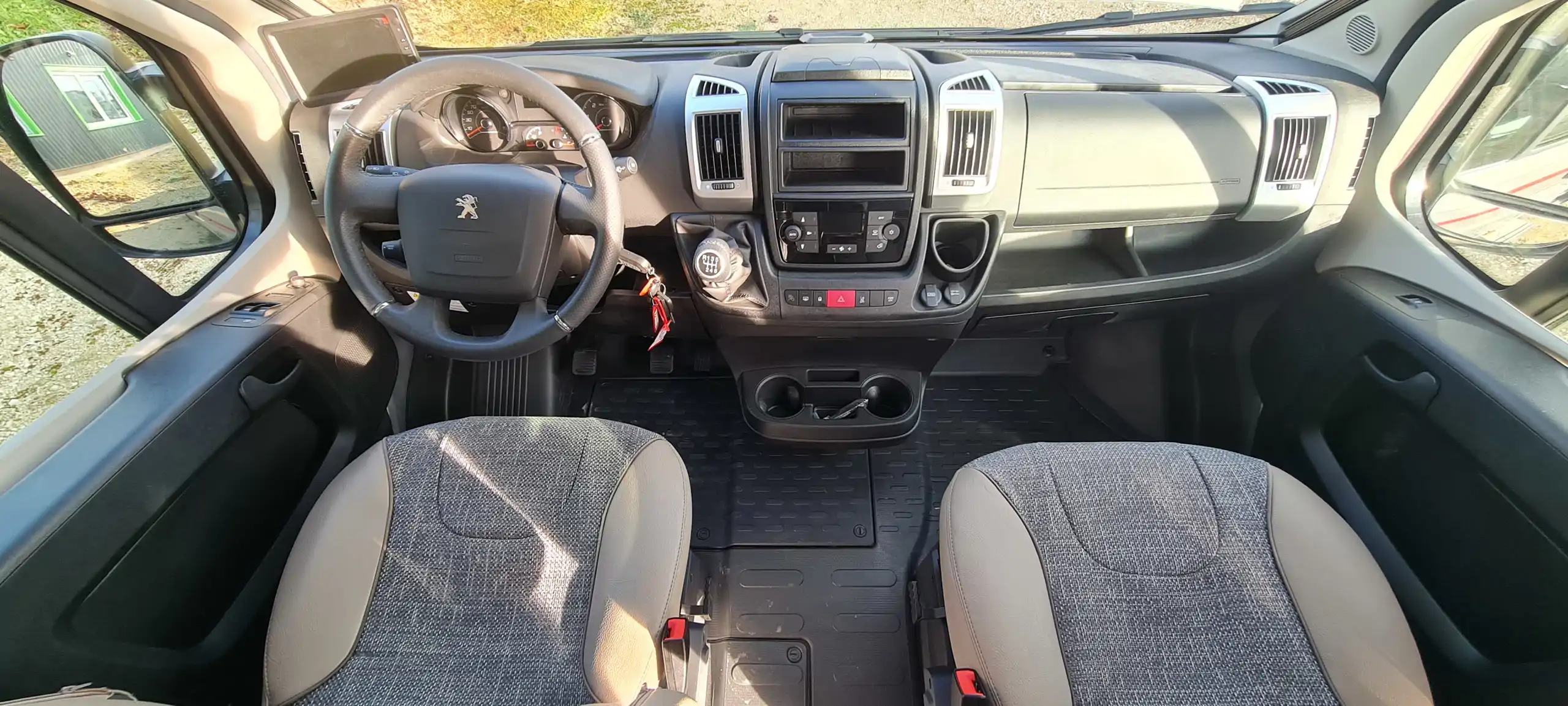 Image DETHLEFFS Globetrail 640 