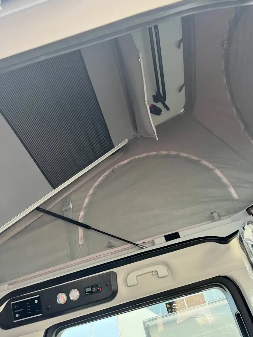 Image Crosscamp flex Van